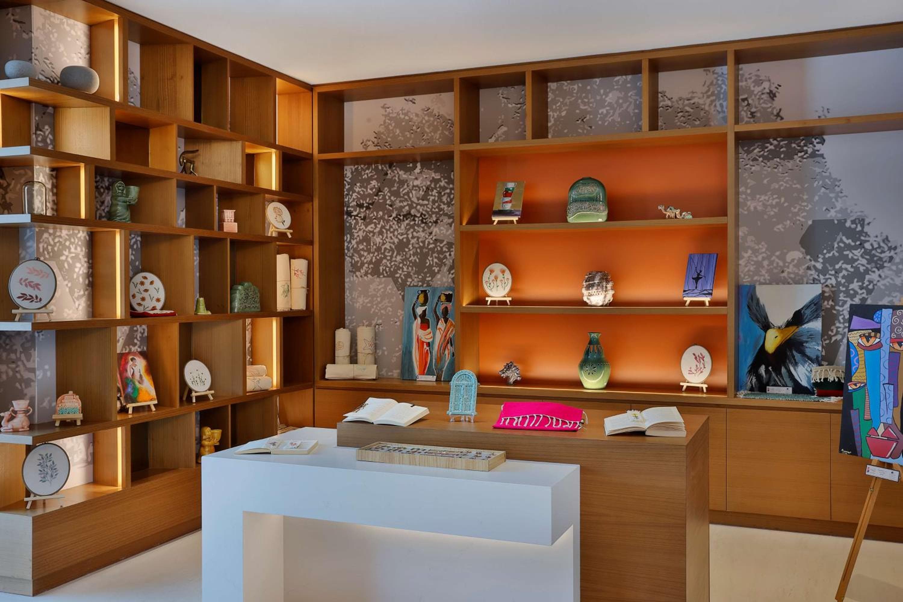 DoubleTree by Hilton Sharjah Waterfront Hotel & Residences