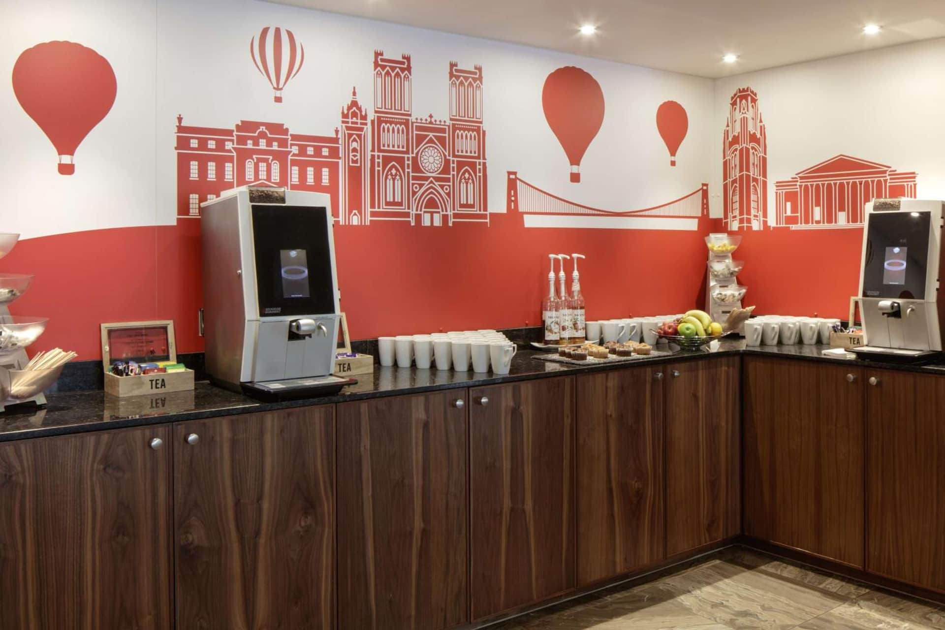 DoubleTree by Hilton Bristol City Centre