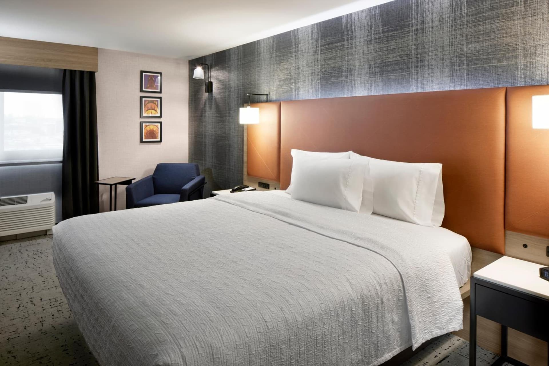 Hampton Inn by Hilton Newark Airport