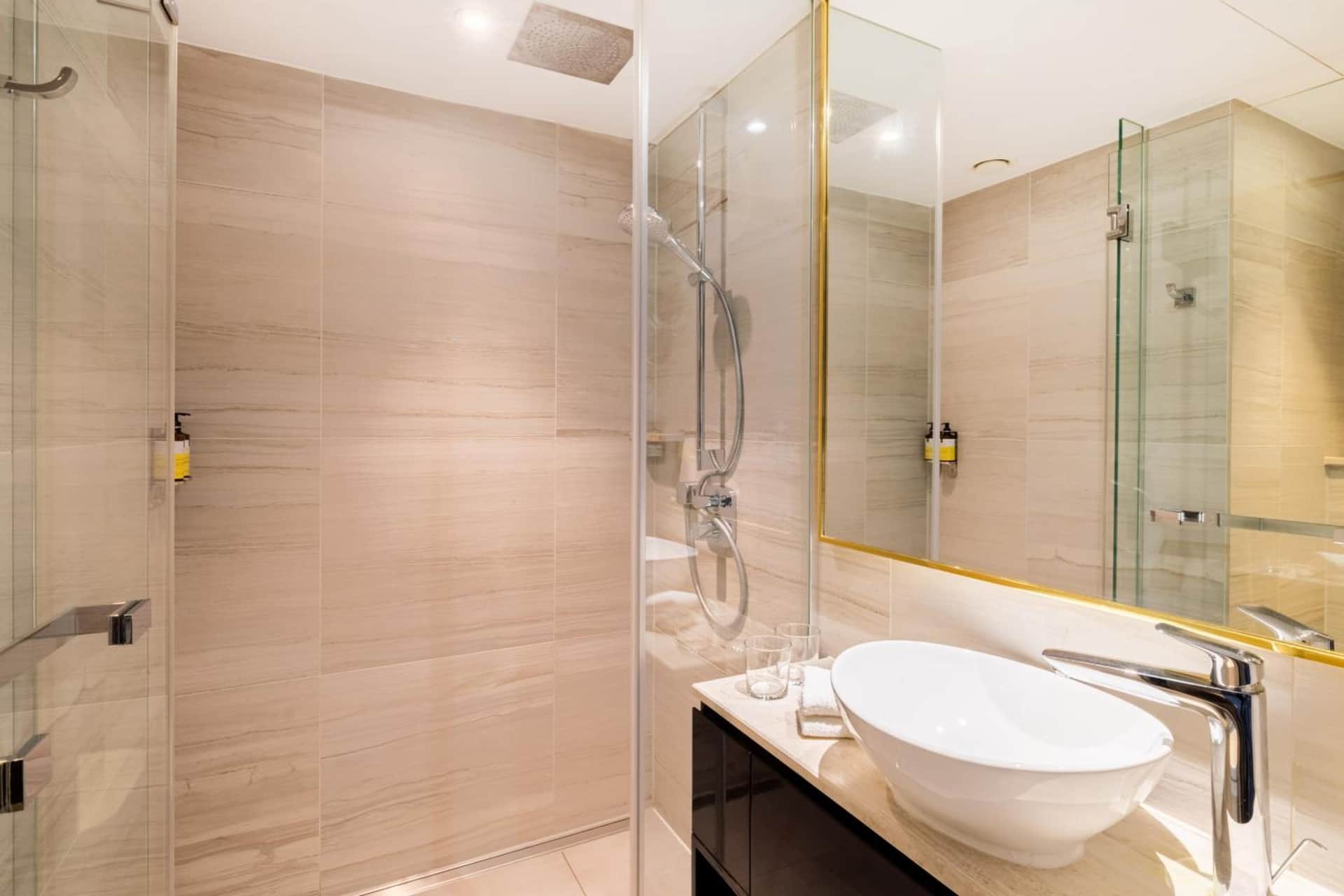 Leonardo Hotel London Aldgate