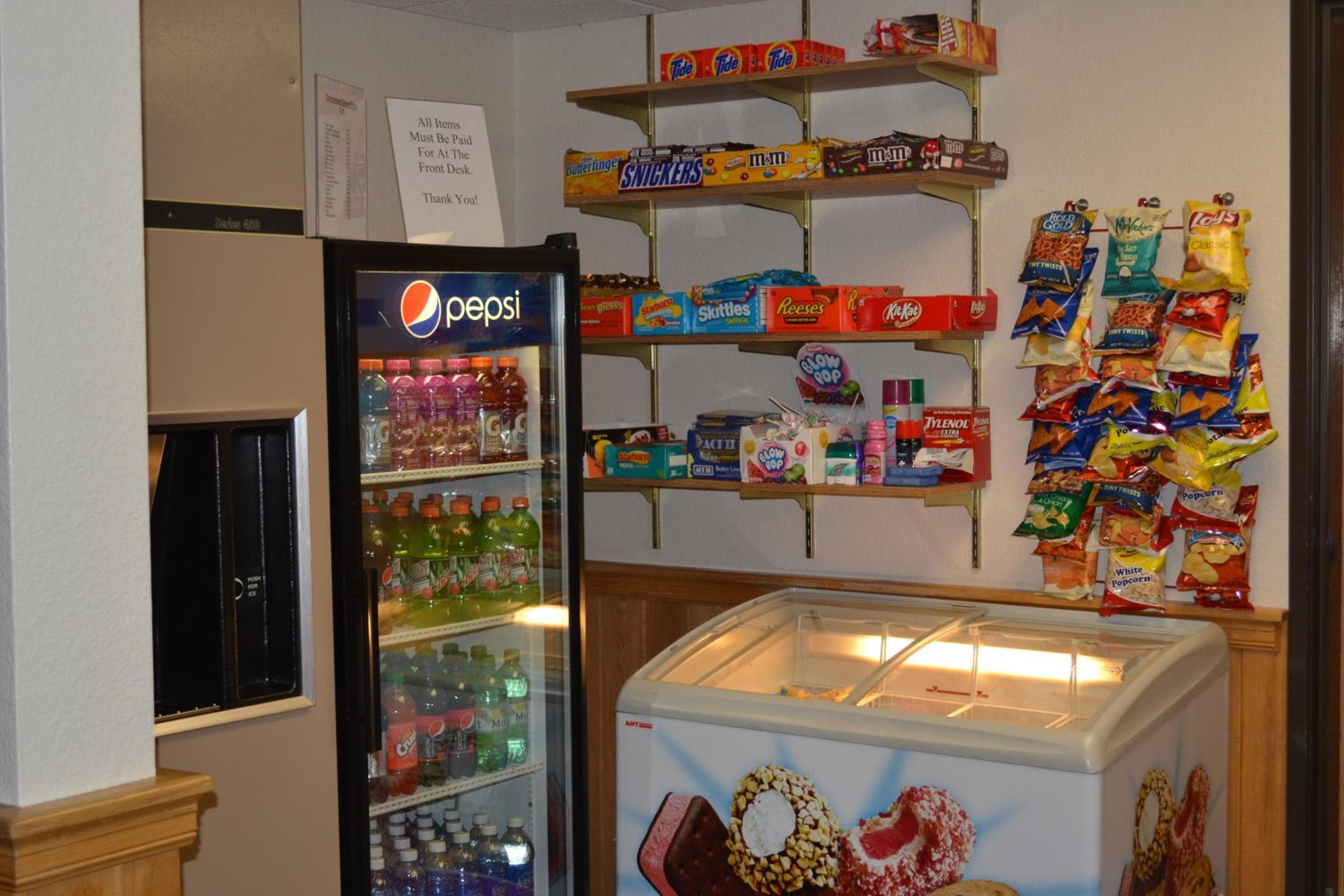 Cobblestone Hotel & Suites - Wisconsin Rapids