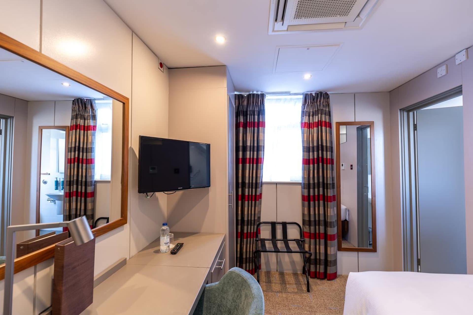 DoubleTree by Hilton London - West End