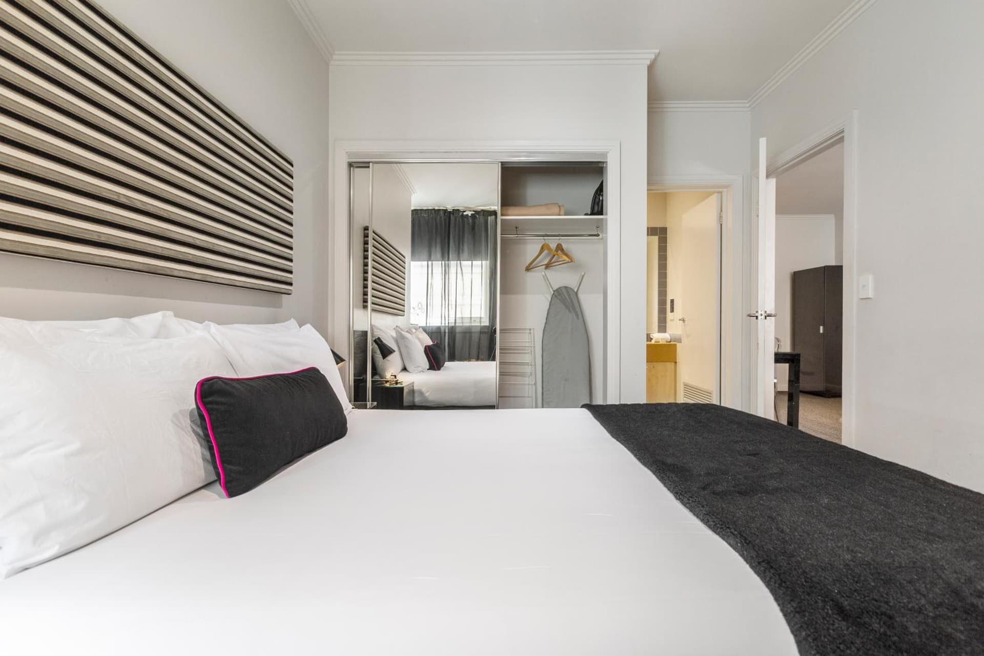 Punthill Apartment Hotel - Flinders Lane