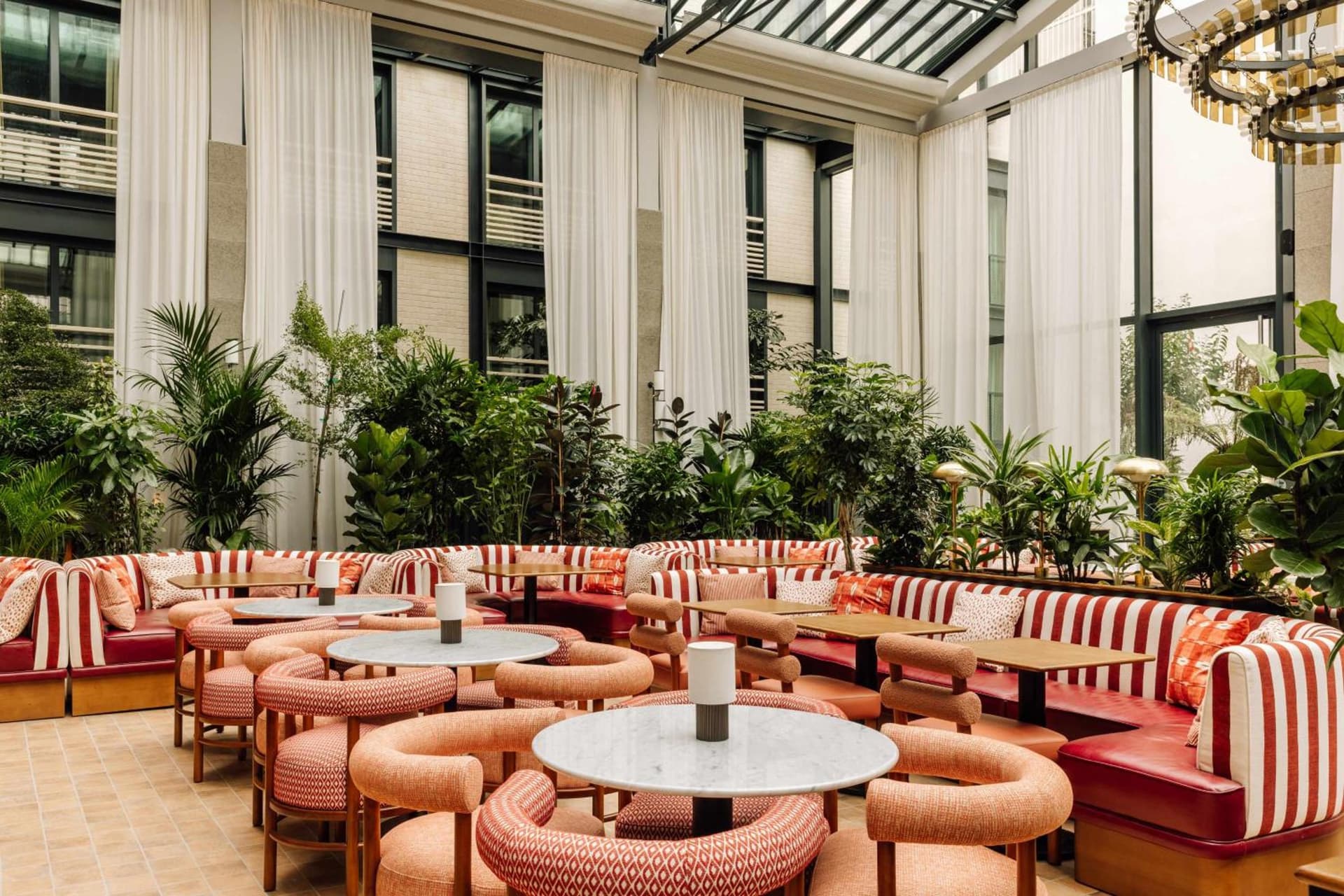 Le Jardin de Verre by Locke, Paris