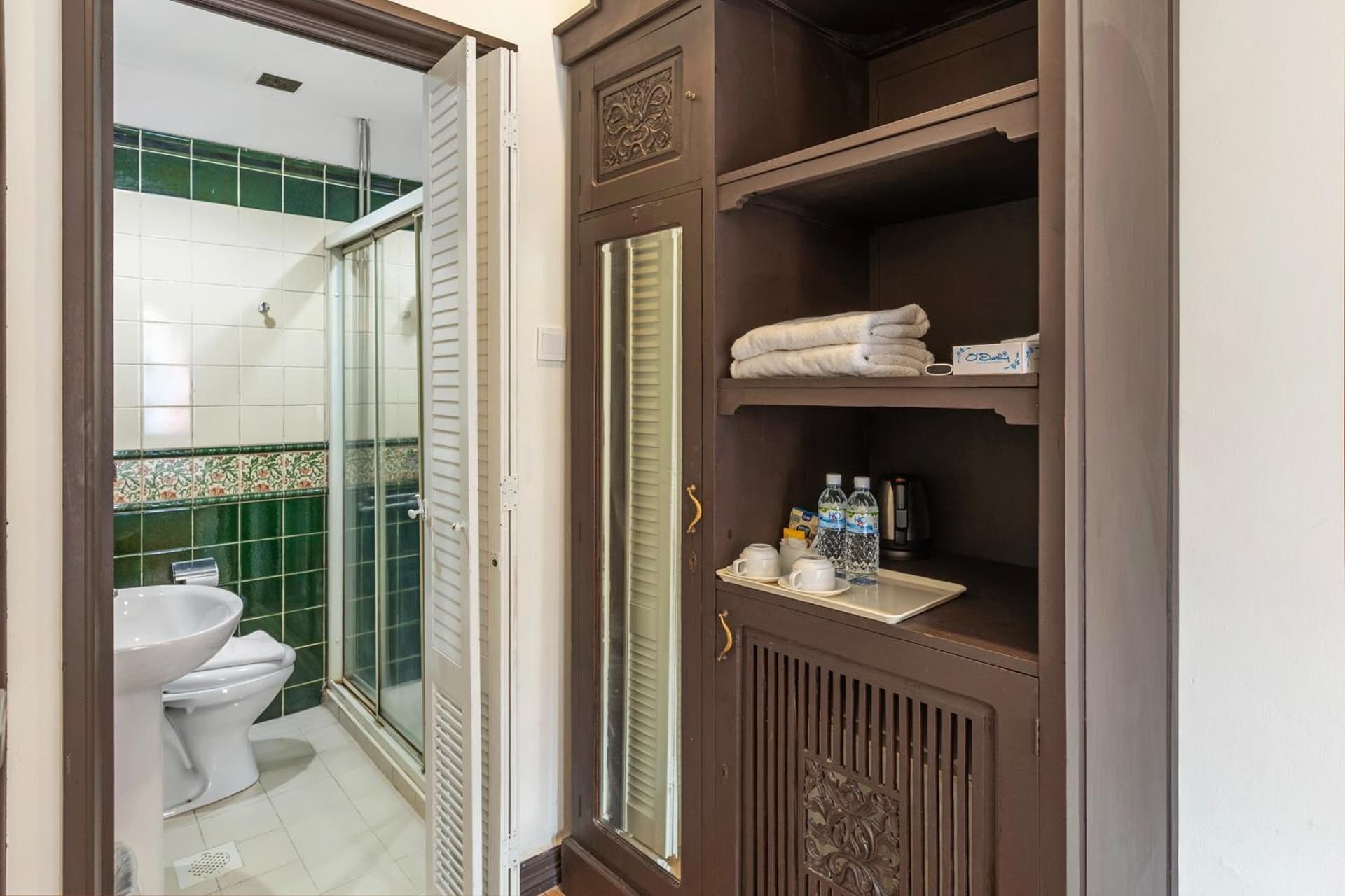 iNN at Temple St by Q Loft