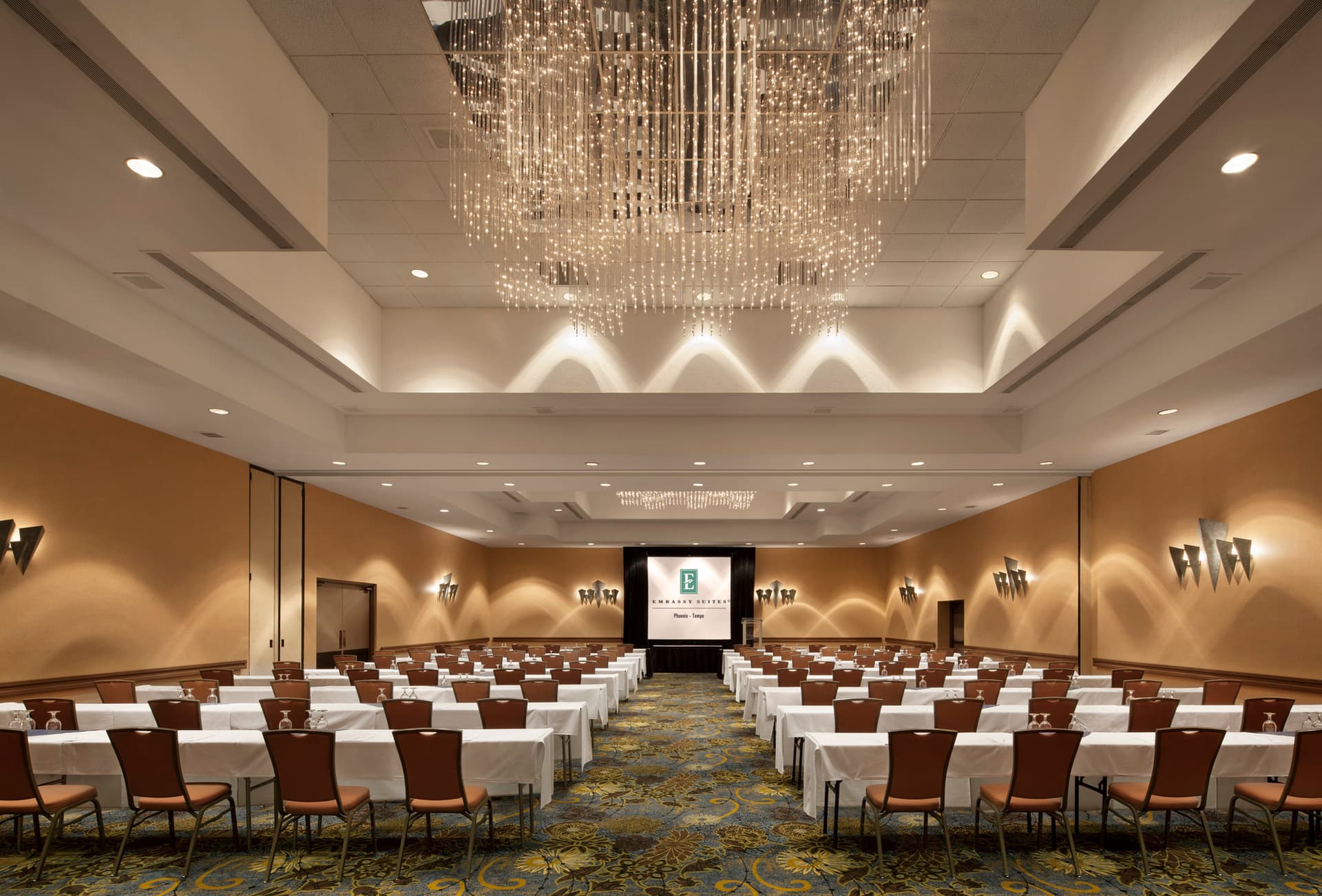 Embassy Suites by Hilton Phoenix Tempe