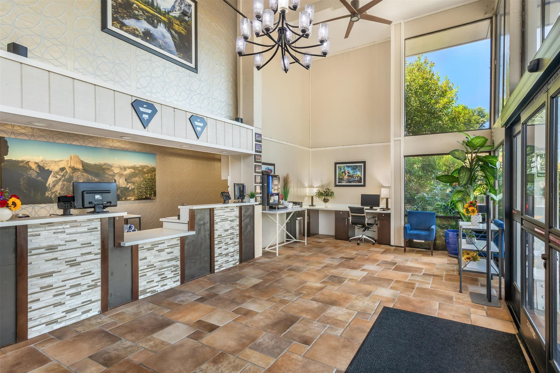 Best Western Plus Sonora Oaks Hotel & Conference Center