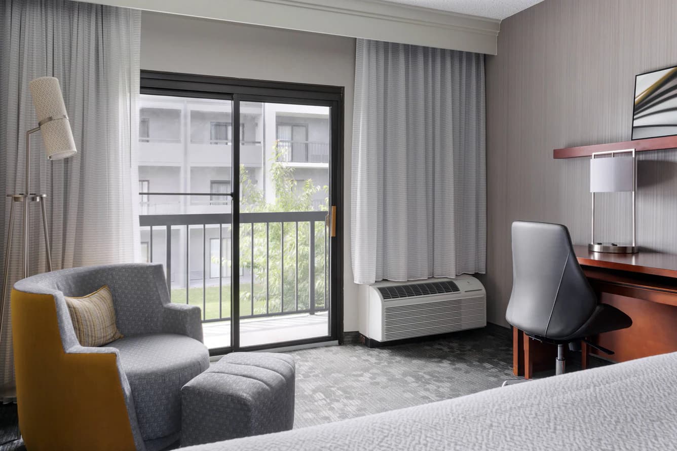Courtyard Philadelphia Willow Grove