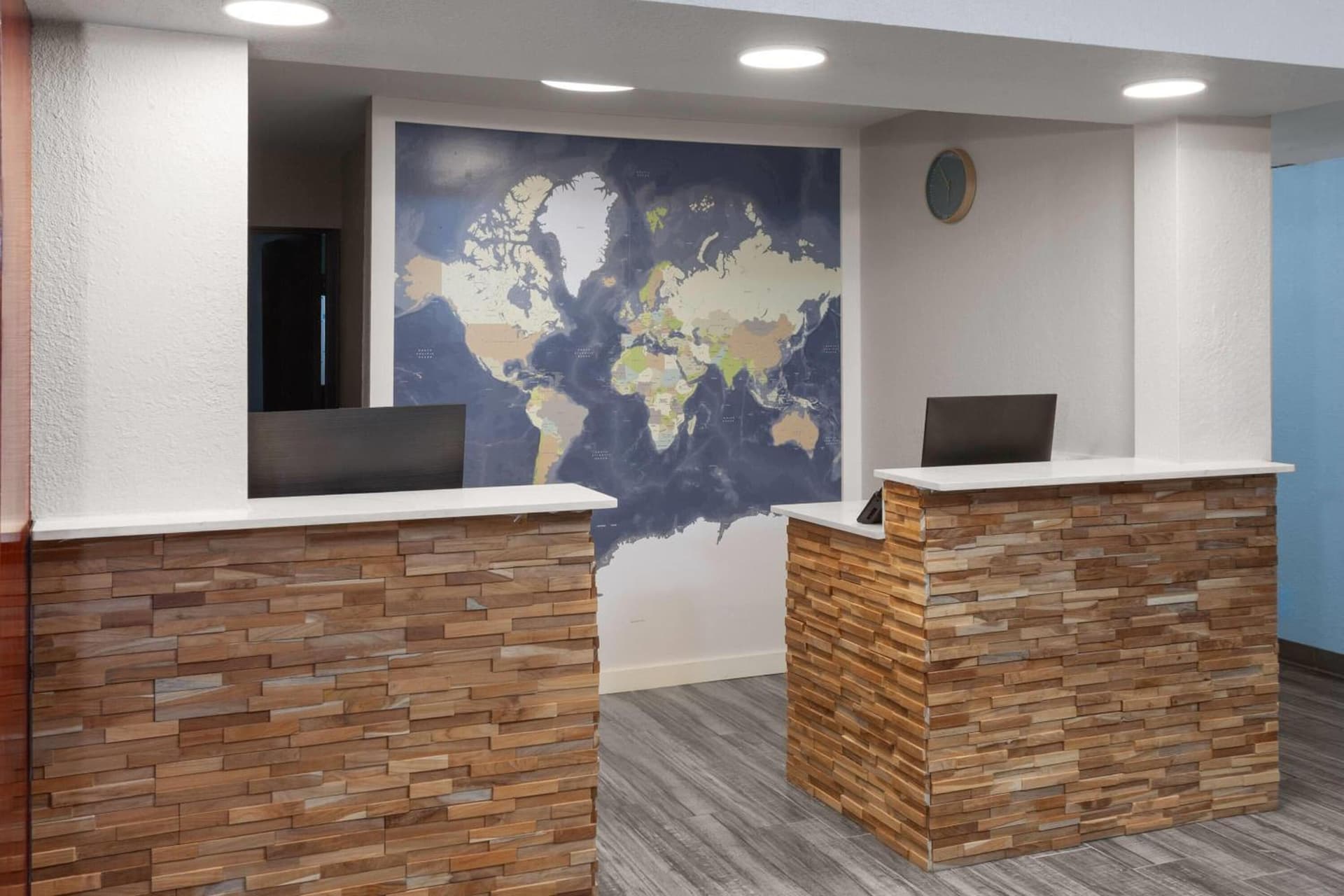 Days Inn by Wyndham Waukegan