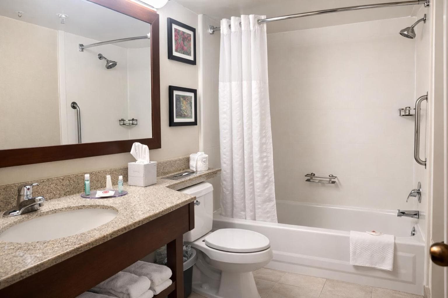 Comfort Inn Farmington Hills - Novi-Royal oaks-Southfield-Detroit Northwest