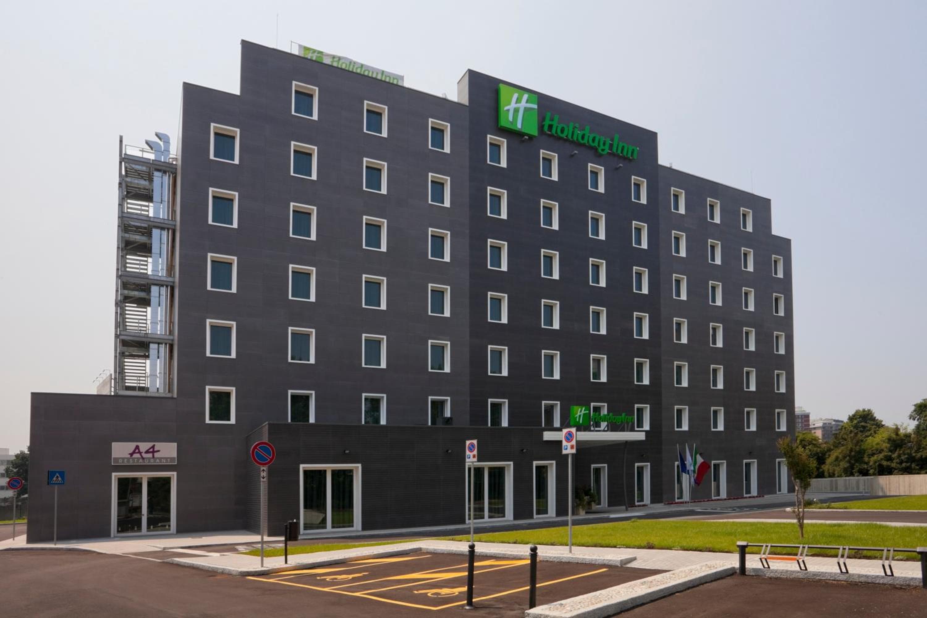 Holiday Inn Milan Nord Zara