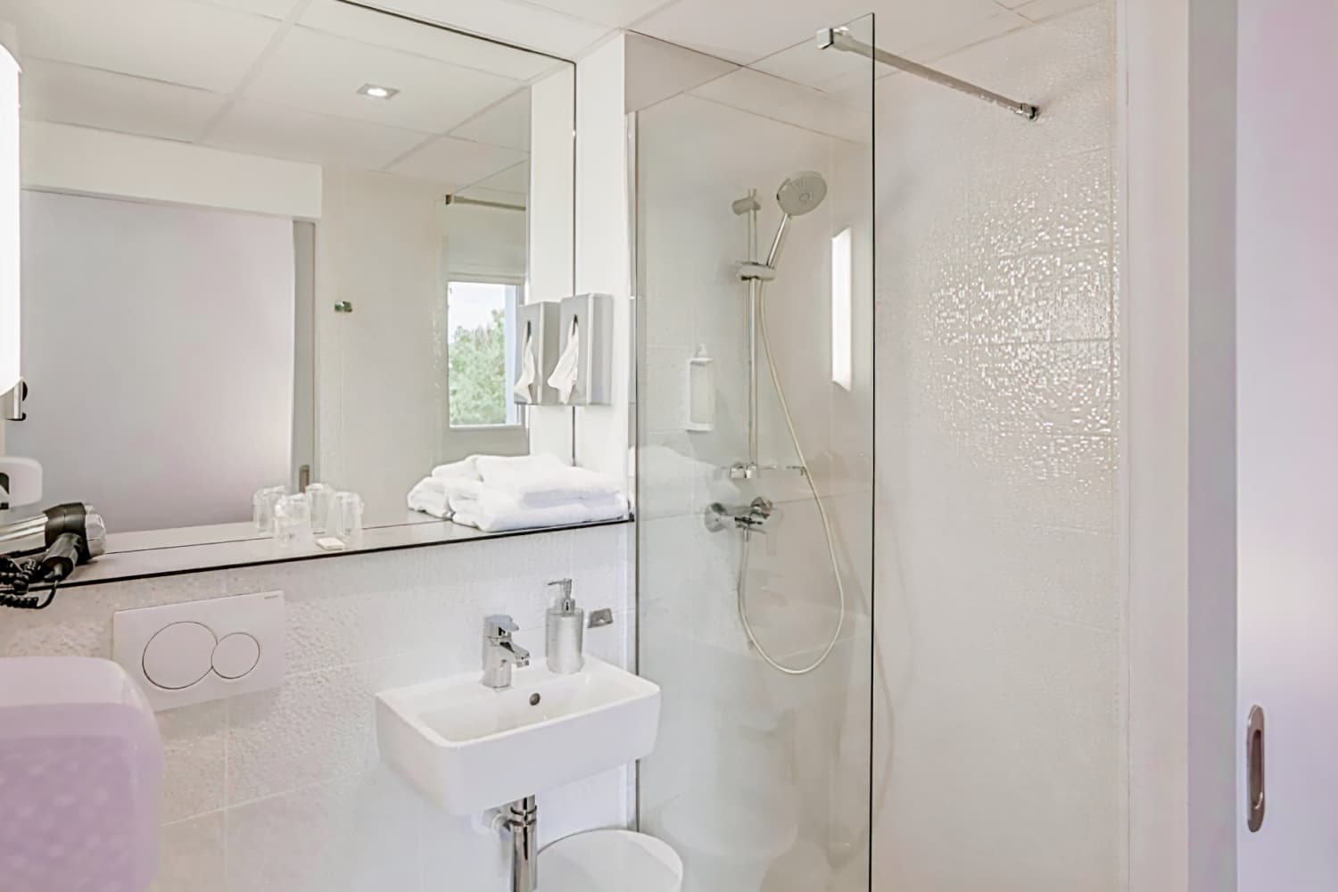 Logis Hotel Restaurant & SPA Au Comte d'Ornon