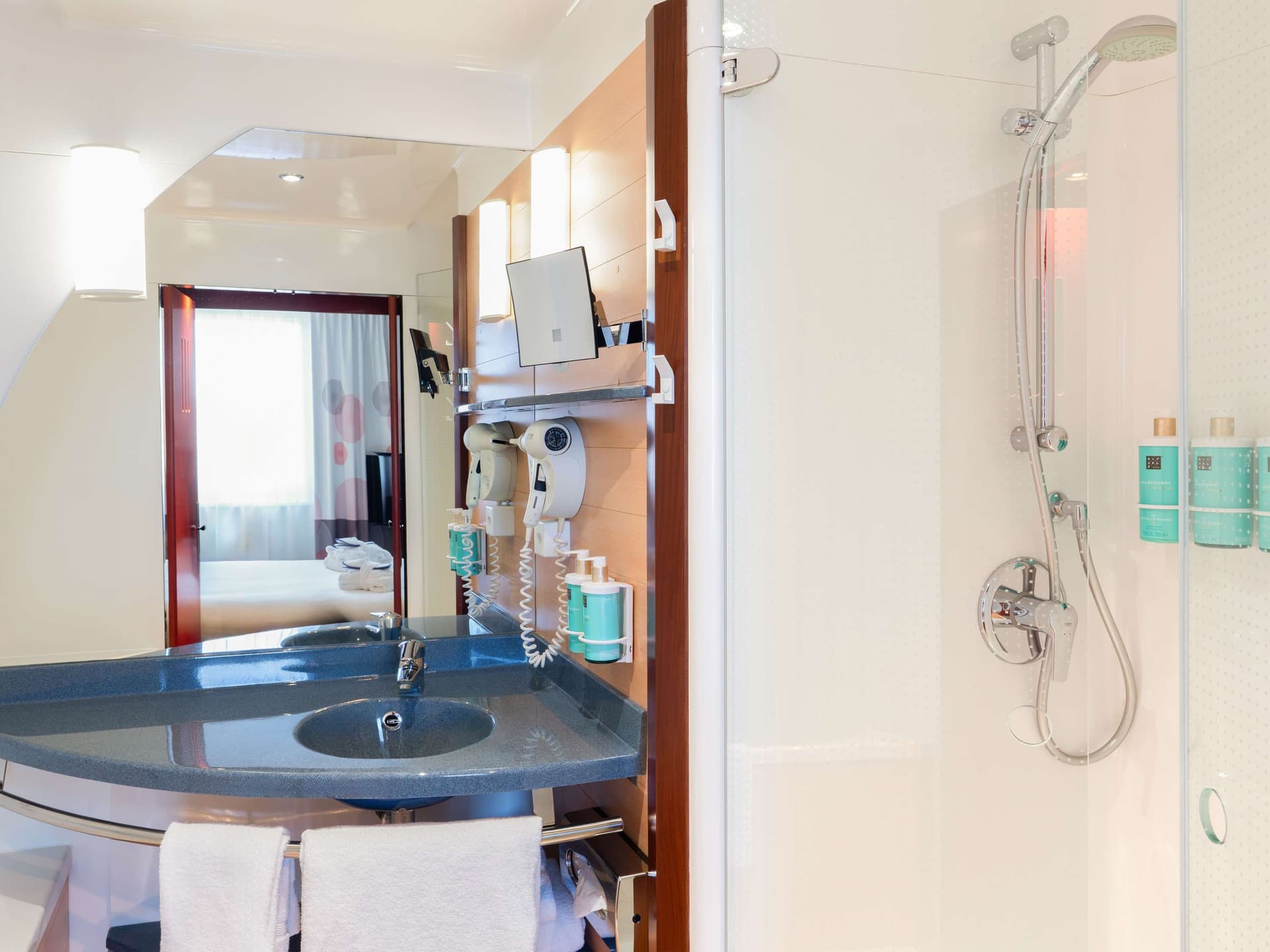 Novotel Suites Geneve Aeroport