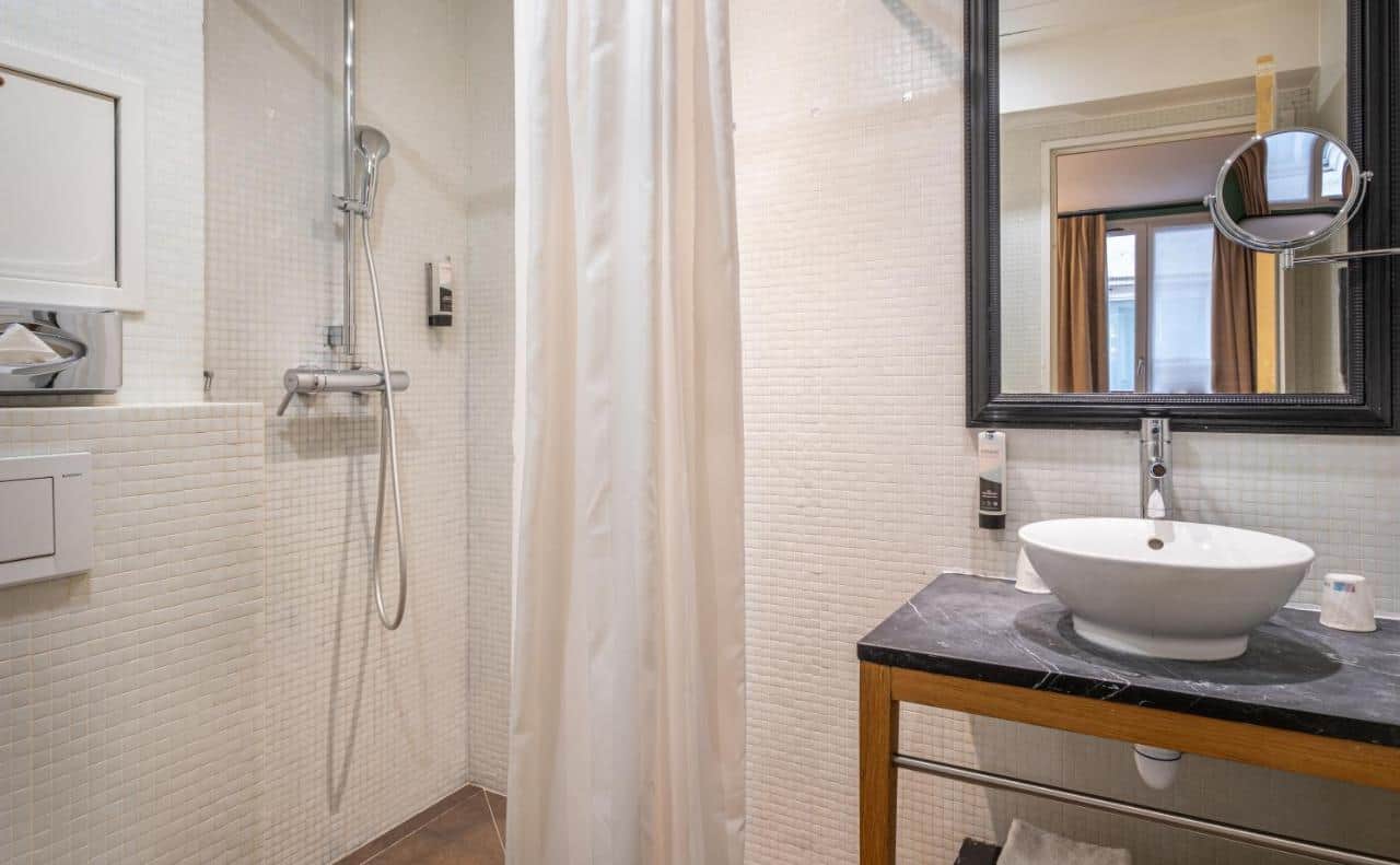 Avalon Hôtel Paris Gare du Nord