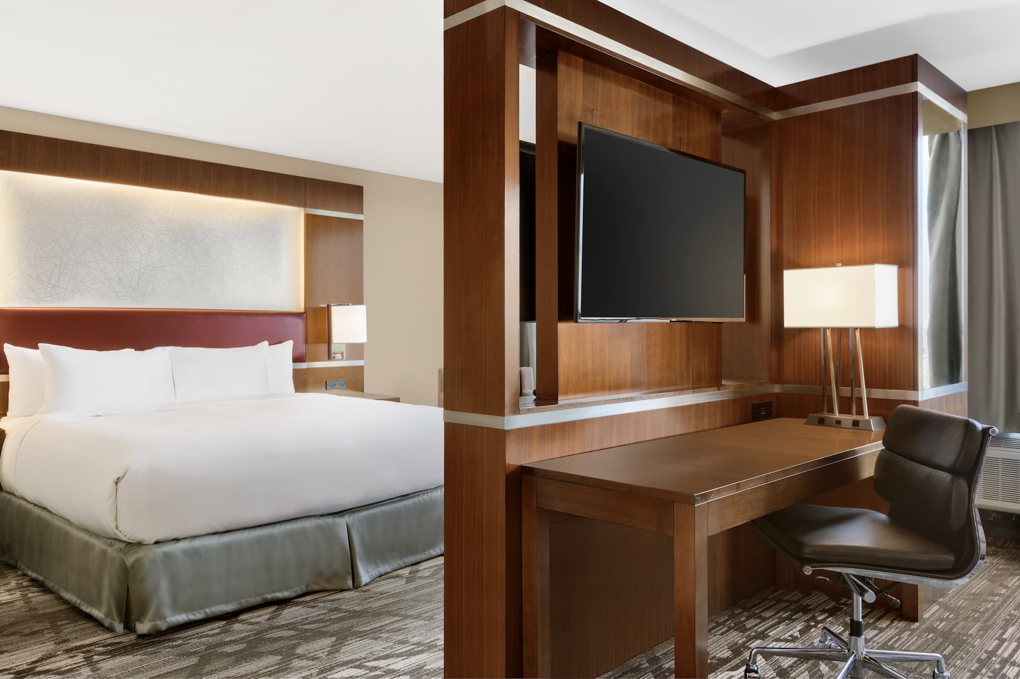 DoubleTree by Hilton Hotel Toronto Airport West