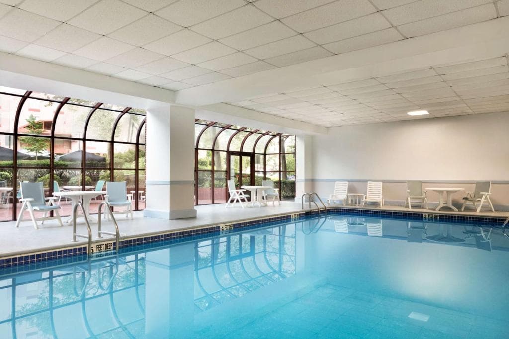 Hampton Inn New York - LaGuardia Airport