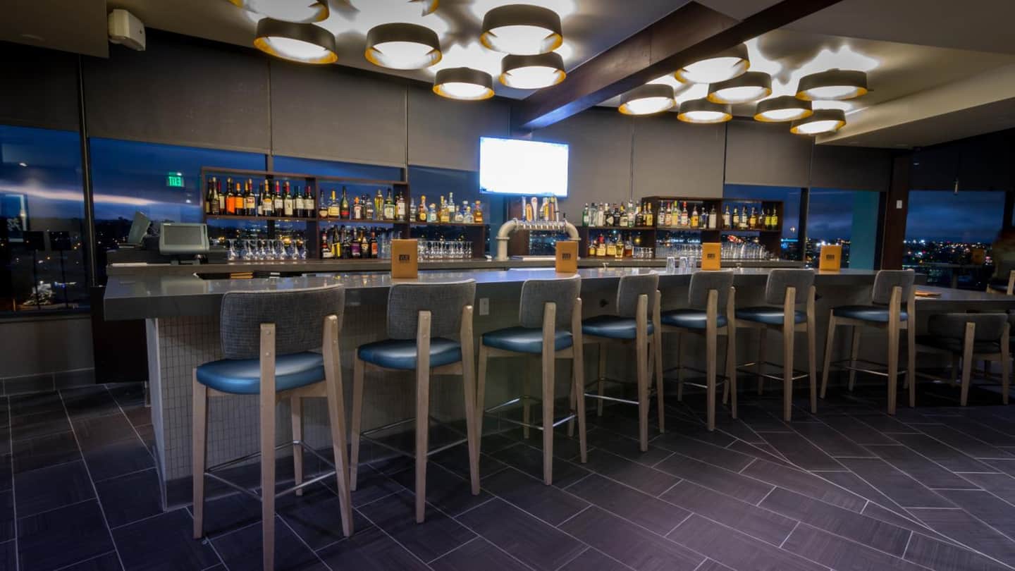 Holiday Inn Long Beach - Airport, an IHG Hotel