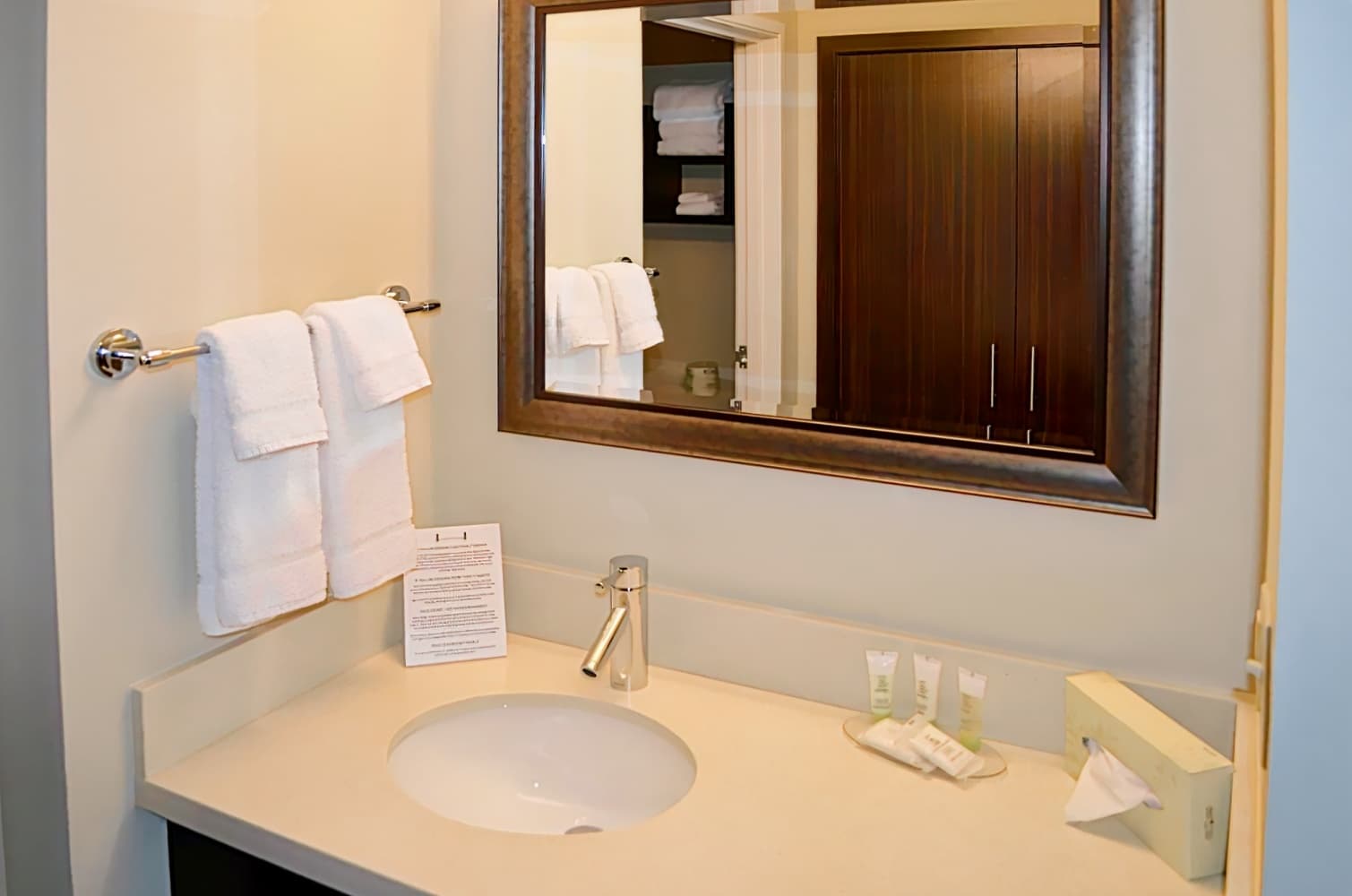 Staybridge Suites Bowling Green